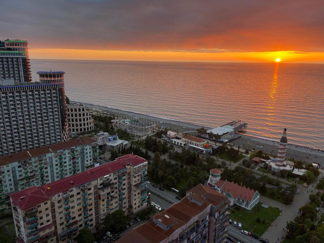 Hotel Orbi City Panorama Towers Batumi Exterior foto