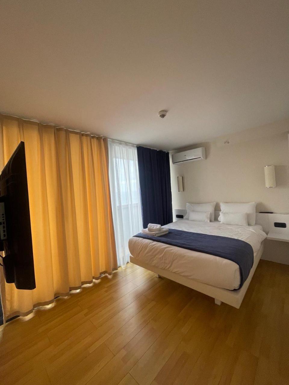 Hotel Orbi City Panorama Towers Batumi Exterior foto